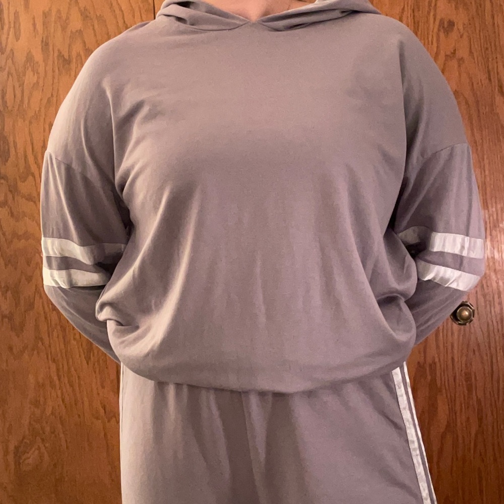 PJ Harlow Loungewear Set, size medium-large